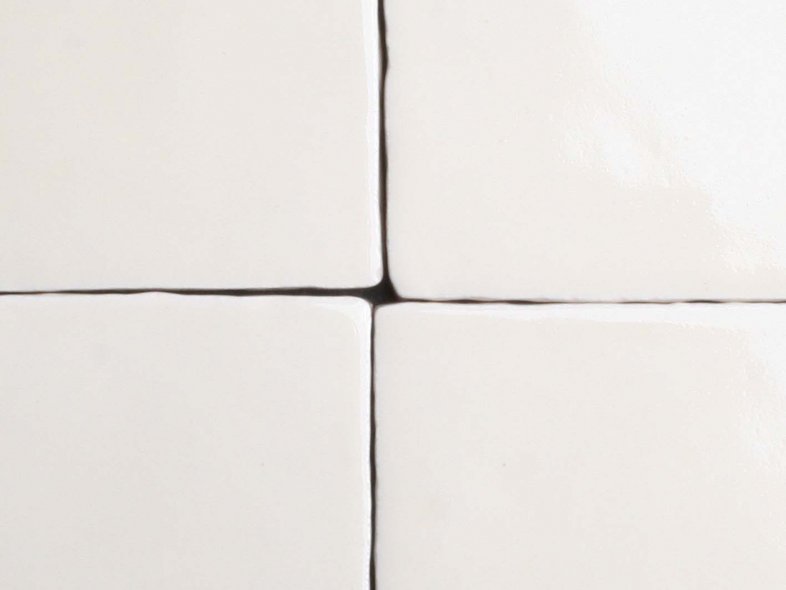 Handvorm 10x10 licht creme tegels