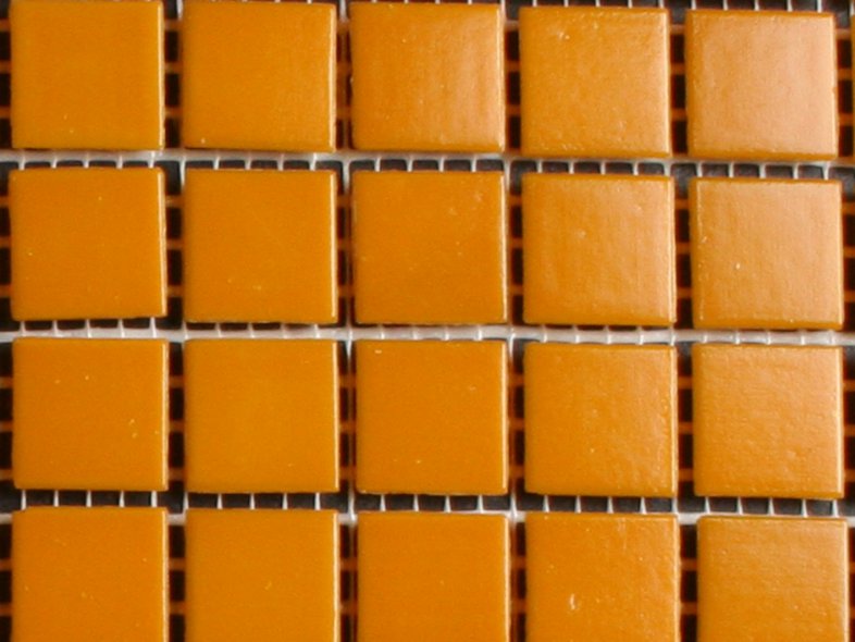 MAUC 53 orange 20x20x4mm