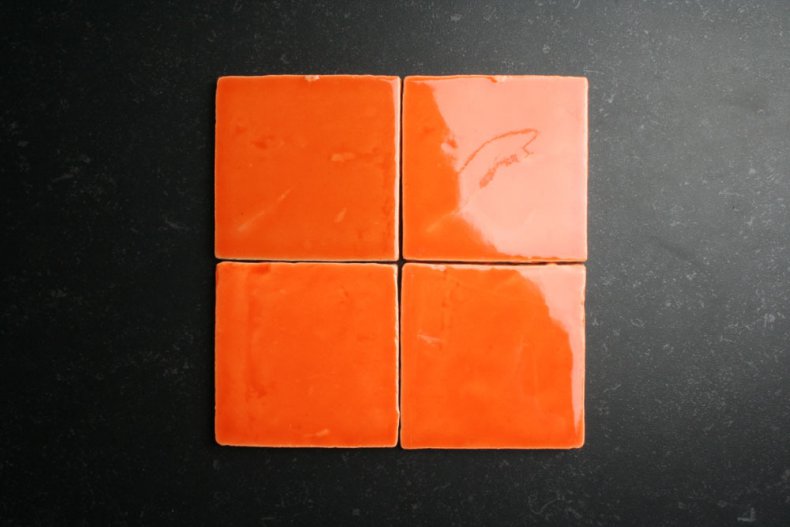 Handvorm 10x10 oranje rode tegels