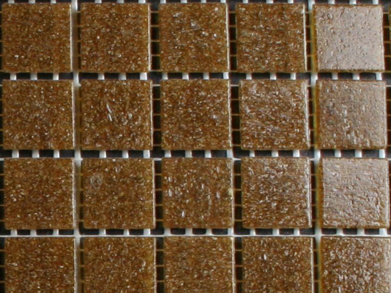 MAUC 08 dark caramel 20x20x4mm